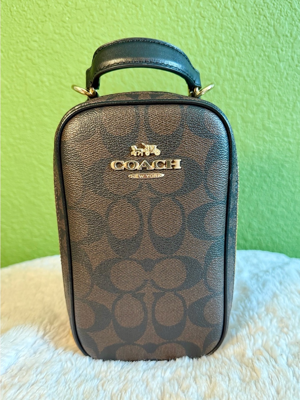 Coach Eva Phone Crossbody Bag – Signature Canvas | Style CC872